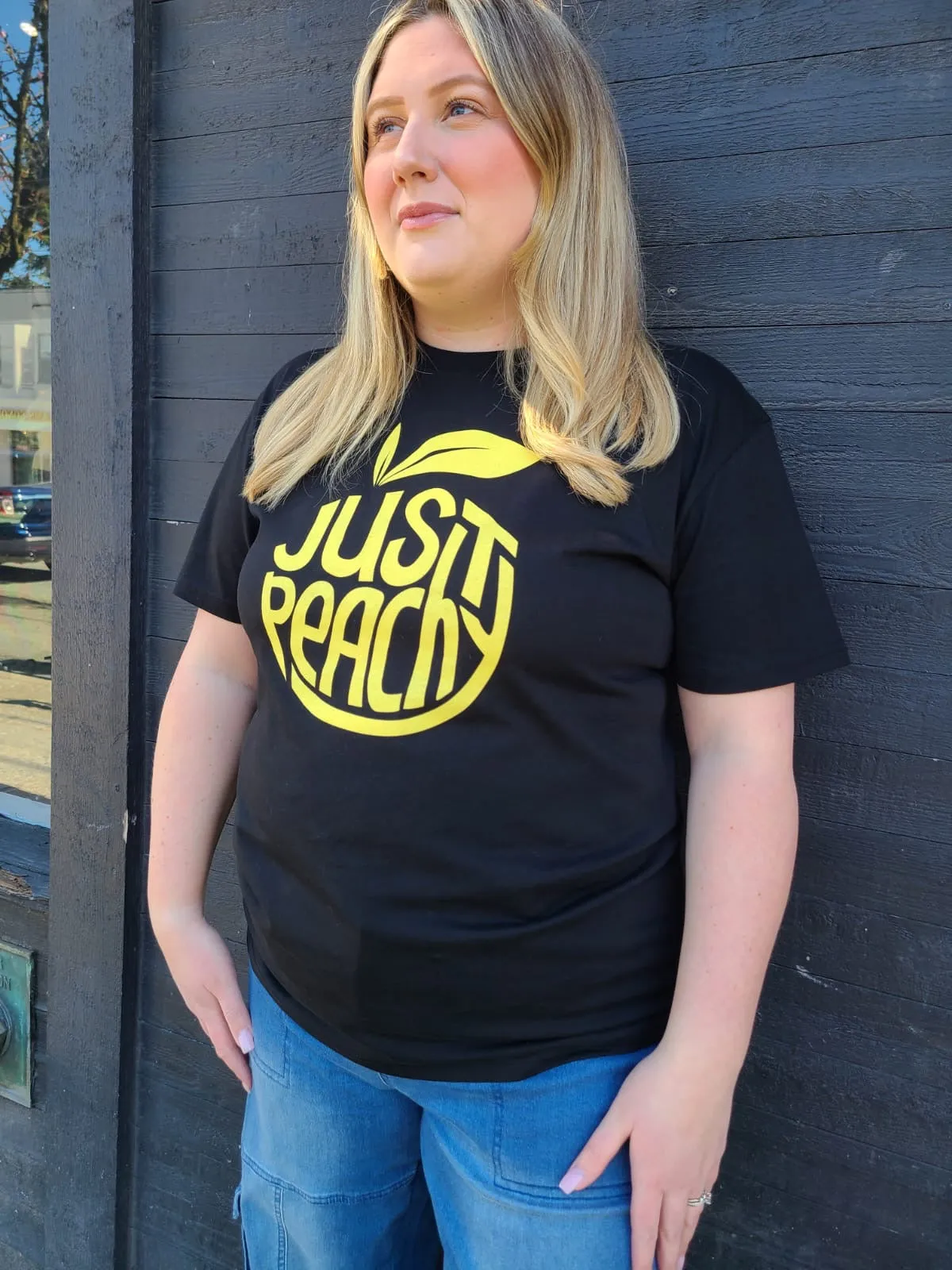 Just Peachy T-Shirt black with yellow